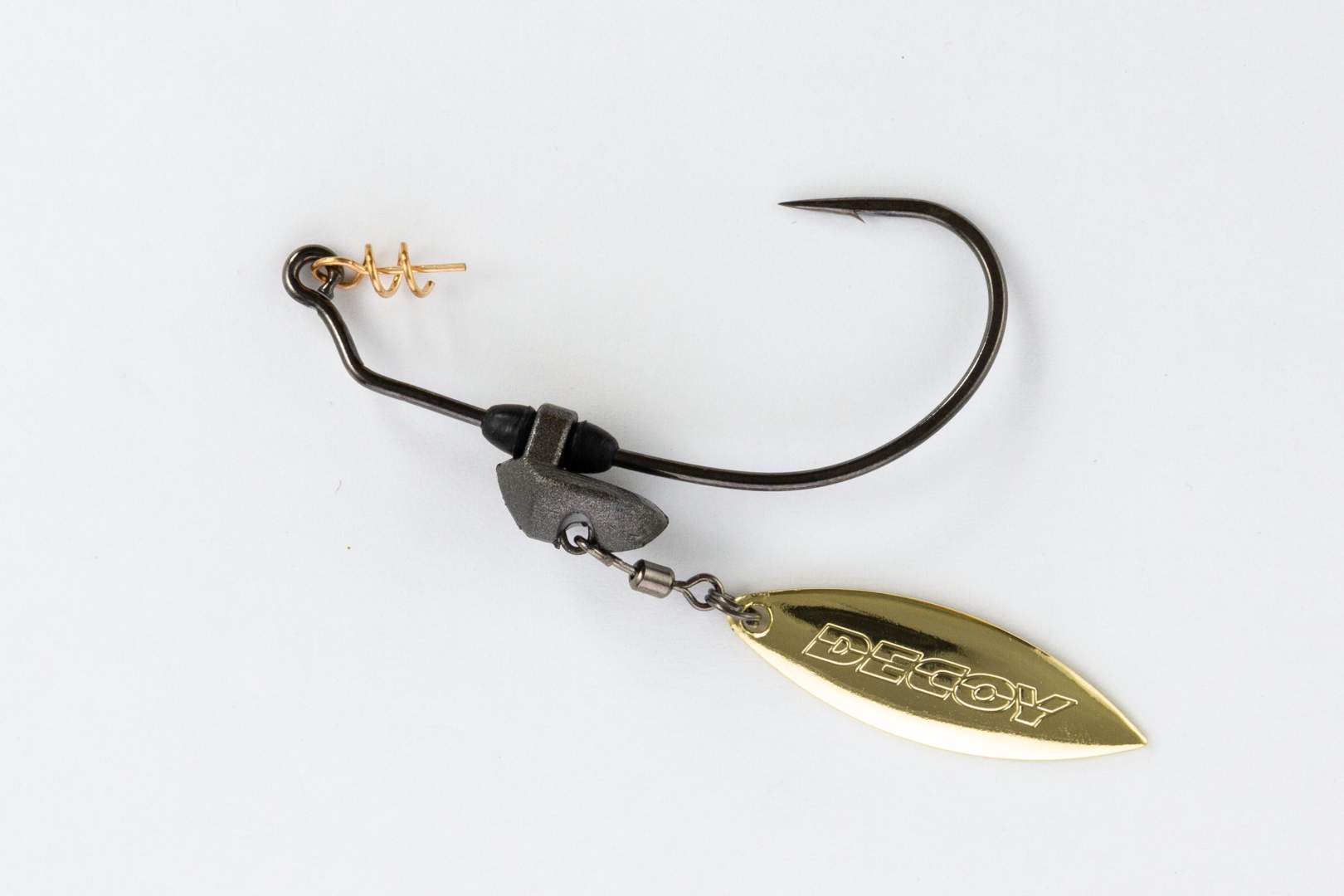 ОФСЕТНЫЕ КРЮЧКИ DECOY WORM 230G MAKISASU BLADE GOLD